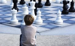 TABLERO EDUCATIVO (I): AJEDREZ CON CABEZA EN CHESS24