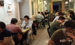 ¡Torneo nocturno de ajedrez! Ajedrez con cabeza y La Burbujería (6/2/2024)